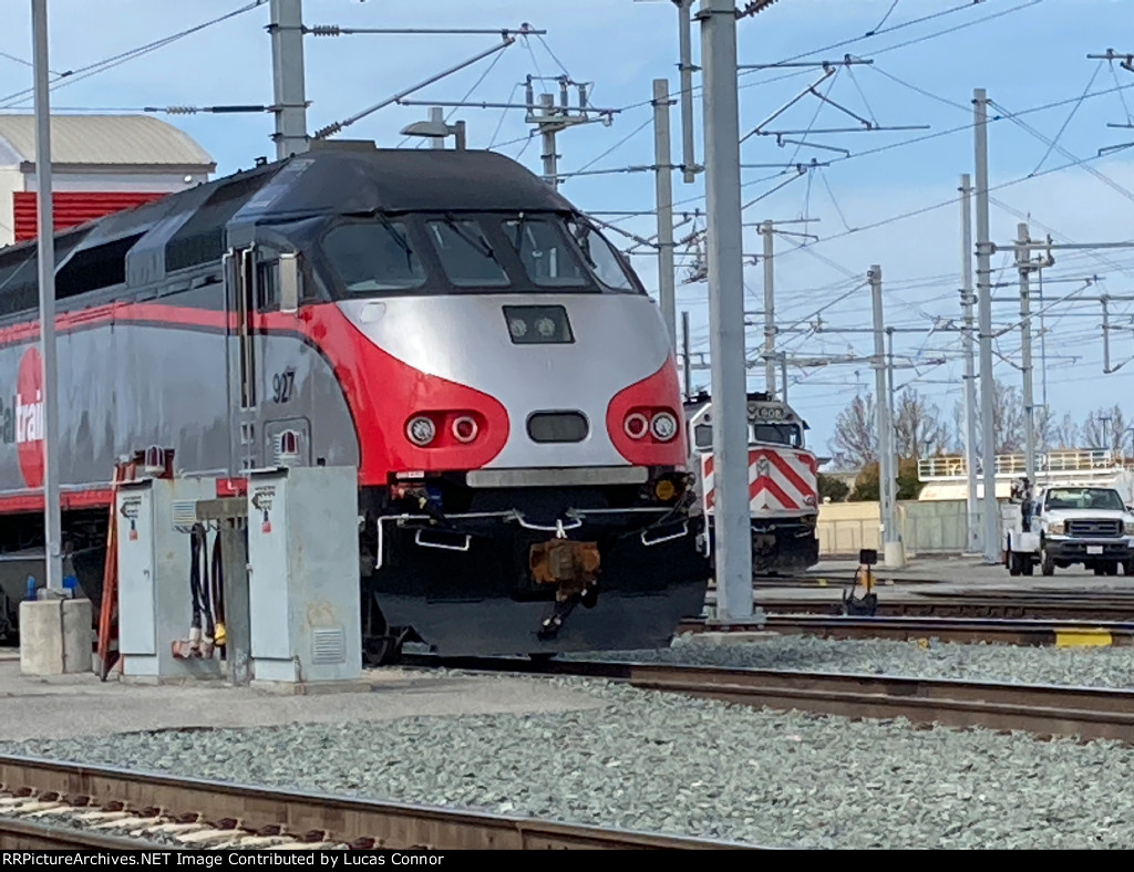 Caltrain 927